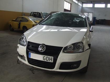 VW GOLF 2. 0 TDI