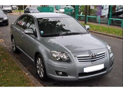 TOYOTA Avensis 2 II 2 126 D-4D LINEA TECHNO 5P